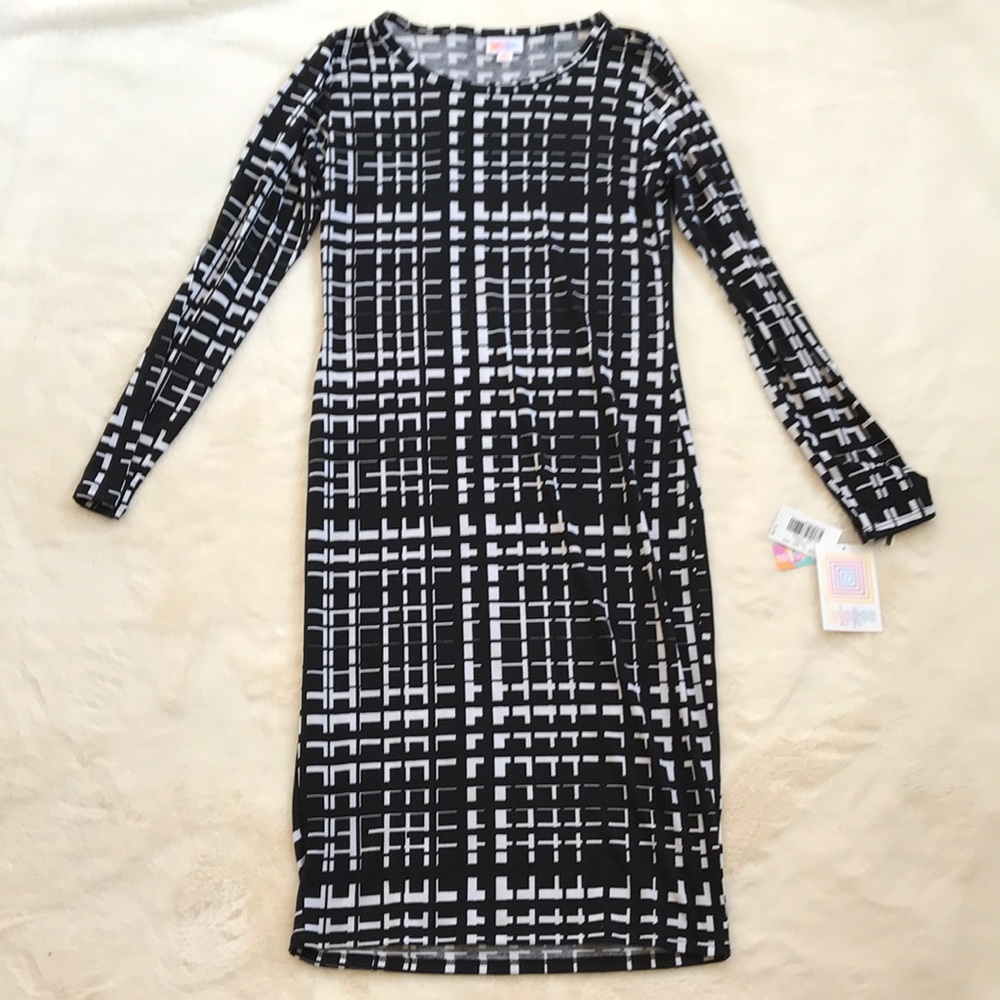 NWT LulaRoe Debbie Black and White Sheath Dress